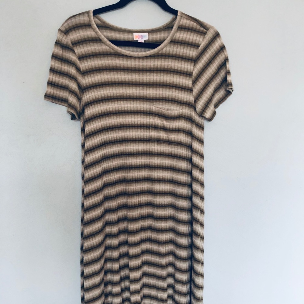 Carly dress